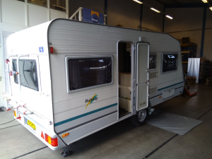 Holiday 465 montage mover